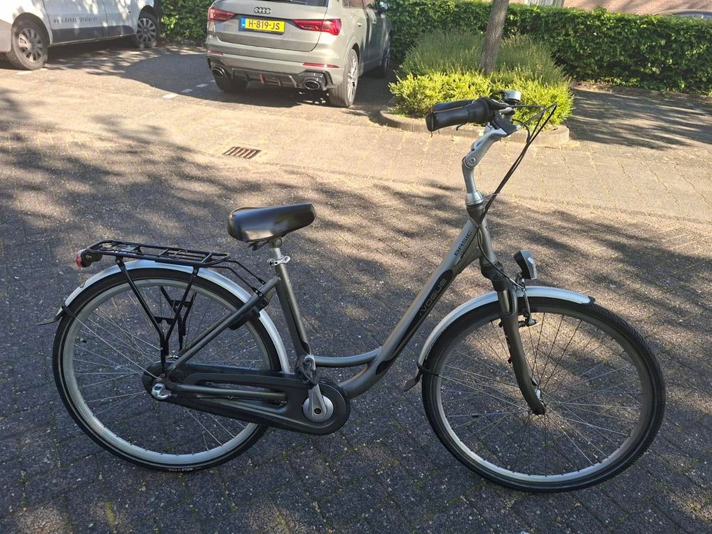 Zeer mooie en goede damesfiets vogue met versnellingen en li, Overige merken, Versnellingen, Ophalen of Verzenden, Zo goed als nieuw