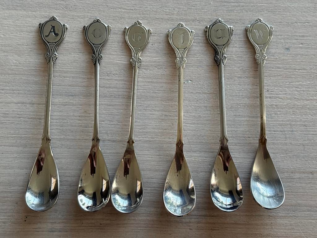 Set van 6 verzilverde theelepels met initialen, Antiek en Kunst, Antiek | Bestek, Ophalen of Verzenden