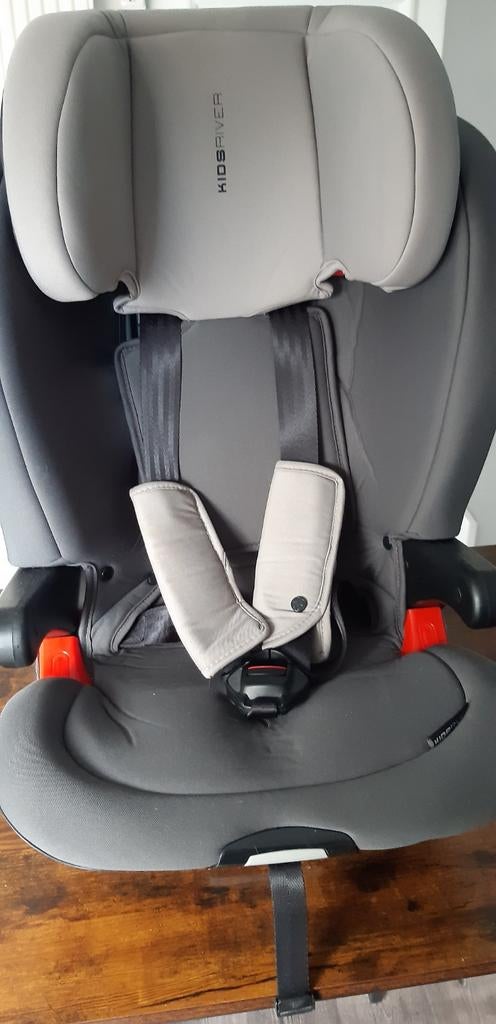 Kidsriver Jay Autostoeltje Zwart, Kinderen en Baby's, Autostoeltjes, Overige merken, Ophalen of Verzenden, Zo goed als nieuw, 9 t/m 36 kg