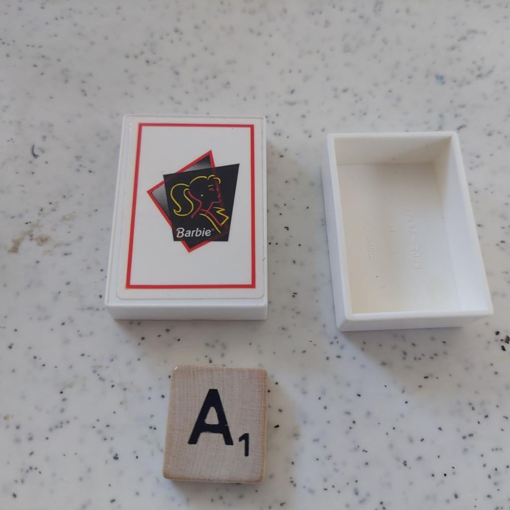 Barbie doos, Verzamelen, Poppen, Ophalen of Verzenden, Zo goed als nieuw, Pop