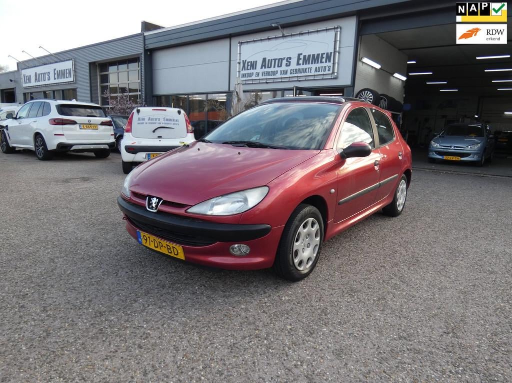 Peugeot 206 1.4 Gentry|Automaat|Airco|5 Deurs|Dakraam|Trekha, Bedrijf, 75 pk, 1100 kg, 955 kg
