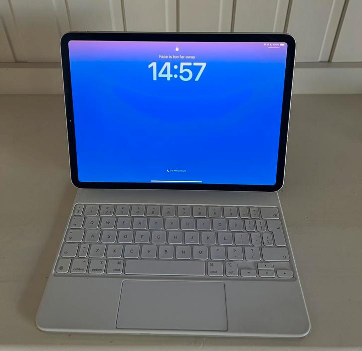 iPad Pro M1 11” 256GB Wifi + Cellular met Magic Keyboard, Computers en Software, Apple iPads, Zo goed als nieuw, Apple iPad Pro