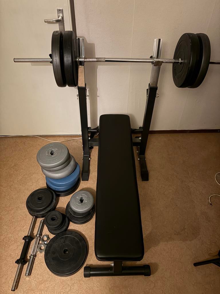 Halterbank + 2 verstelbare dumbbells + 96,5 kg gewichten, Sport en Fitness, Fitnessmaterialen, Ophalen, Gebruikt, Armen, Halterset