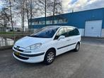 Peugeot 807 2.2 SR 7 persoons Airco! schuifdeuren 1 jaar APK, Voorwielaandrijving, Gebruikt, 4 cilinders, Wit