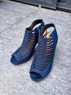 Nieuwe suède enkel schoenen maat 39 nu, Blauw, Nieuw, Ophalen of Verzenden, Graceland
