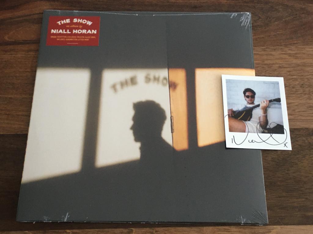 Vinyl LP Niall Horan The Show FROSTED GLASS GESIGNEERD, Ophalen of Verzenden, Nieuw in verpakking, 12 inch
