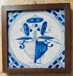 Museumwaardige Figuurtegel "Bloempot in Cirkel" - 17e eeuw, Ophalen of Verzenden