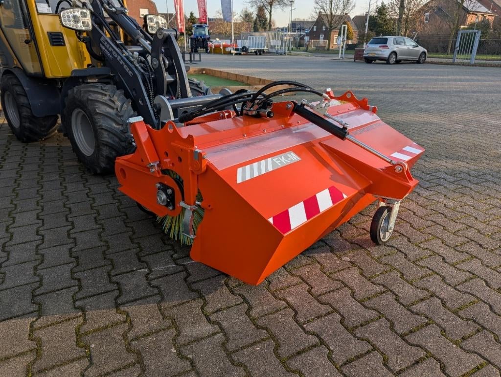 Veegmachine 1.5 meter Giant mini shovel | rolbezem kniklader, Info@agrometall.cz, Onbekend, 538 03, Nieuw