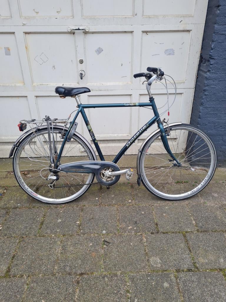 Herenfiets Gazelle 28inch 3/7 versnellingen doet uitstekend, Fietsen en Brommers, Fietsen | Heren | Herenfietsen, Ophalen, Gebruikt