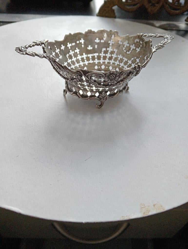 Zilveren BonBon open gewerkt Schaaltje, Antiek en Kunst, Ophalen of Verzenden, Zilver