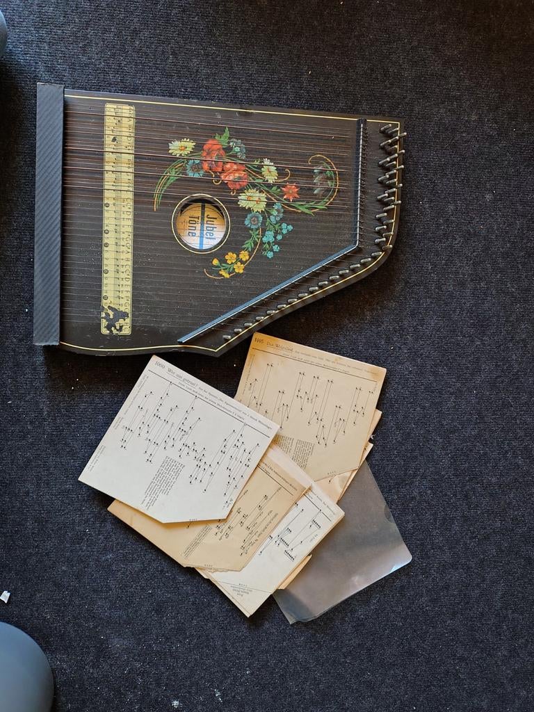 JubelTone Muziekinstrument - Vintage Citer met bladmuziek, Ophalen of Verzenden, Gebruikt, Citer