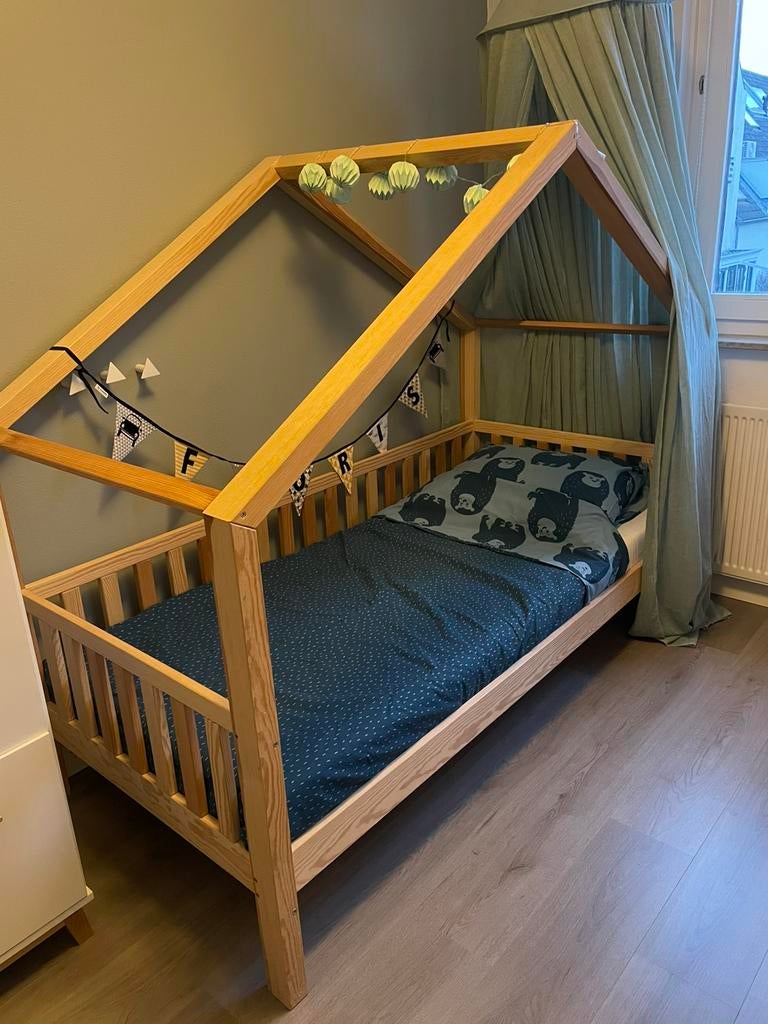 Bedhuisje peuterbed 80x180, Kinderen en Baby's, Kinderkamer | Bedden, Ophalen, 70 tot 85 cm, 140 tot 160 cm, Zo goed als nieuw