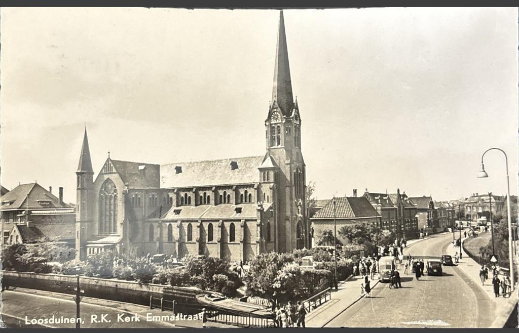 Loosduinen, rk kerk Emmastraat, Ophalen of Verzenden, 1940 tot 1960, Gelopen, Zuid-Holland