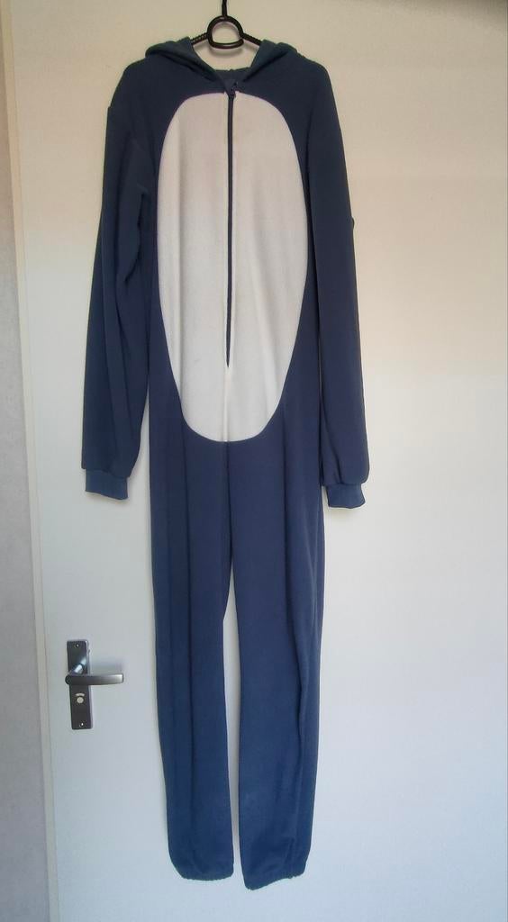 Leuke haaien onesie met capuchon en haaienvin-staart  maat M, Maat 48/50 (M), Ophalen of Verzenden, Kleding, Overige thema's