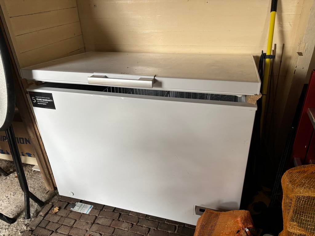 AEG diepvrieskist bovenlader, Witgoed en Apparatuur, Vriezers en Diepvrieskisten, Ophalen, Zo goed als nieuw, 90 cm of meer