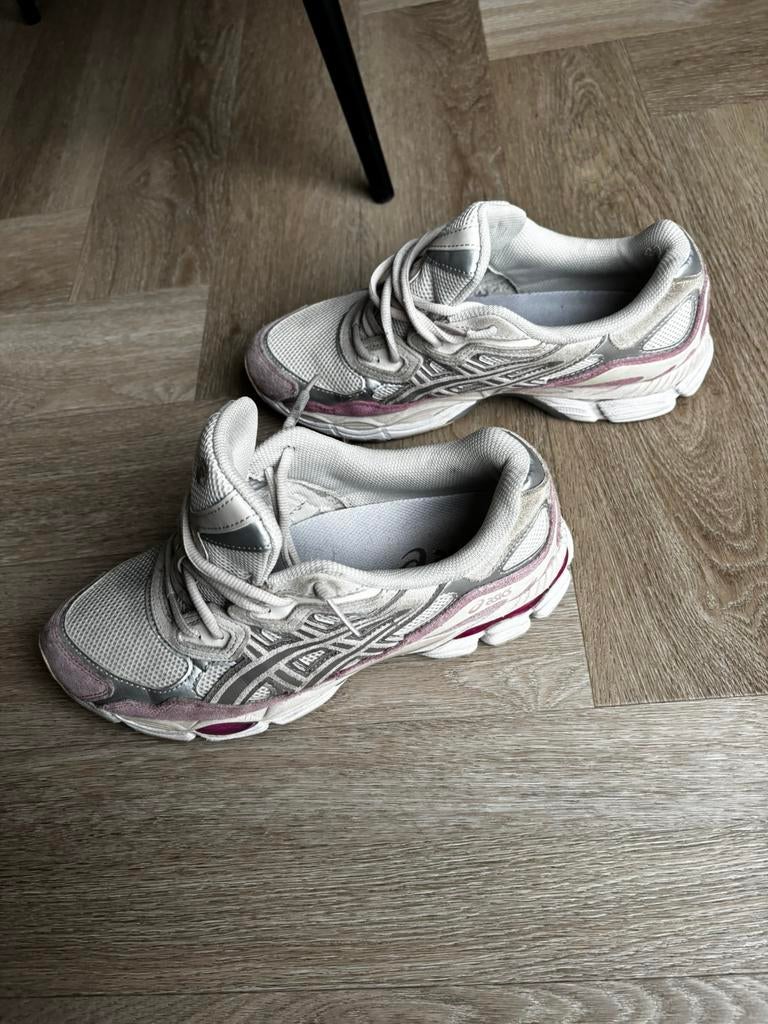 Asics 41, Gebruikt, Hardloopschoenen, Ophalen of Verzenden, Overige sporten