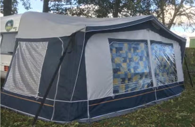 Voortent + luifel maat 11, Ophalen, Tot en met 4