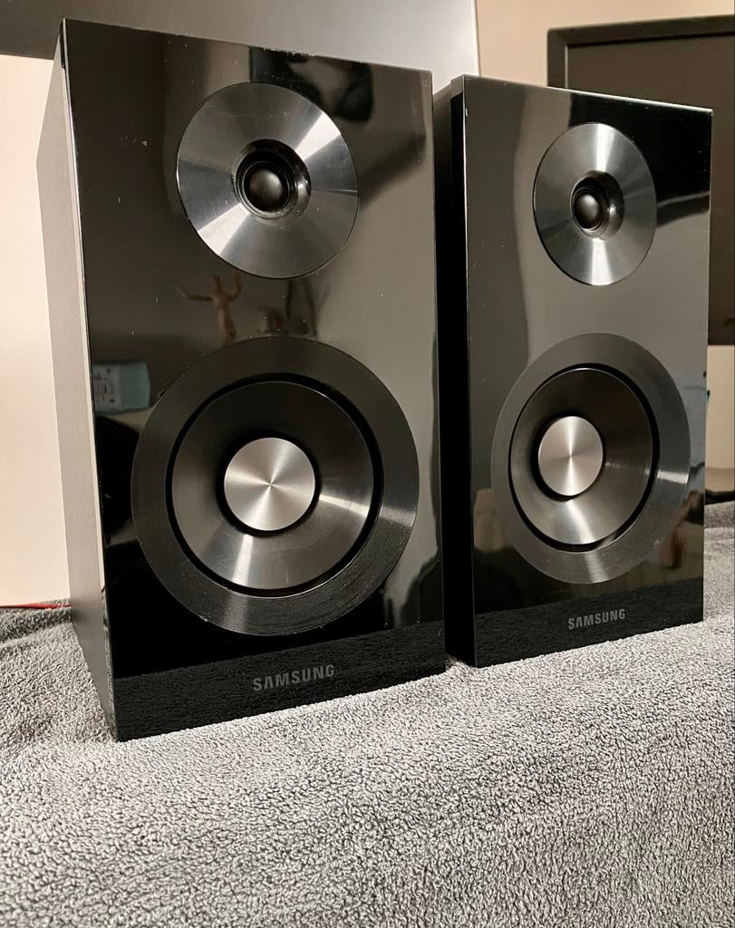 Samsung speakers, Audio, Tv en Foto, Luidsprekers, Ophalen of Verzenden, Gebruikt, Minder dan 60 watt, Front, Rear of Stereo speakers