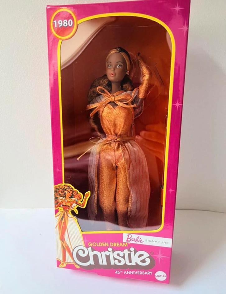 Barbie Golden dream Christie repro, Verzamelen, Poppen, Zo goed als nieuw, Ophalen of Verzenden