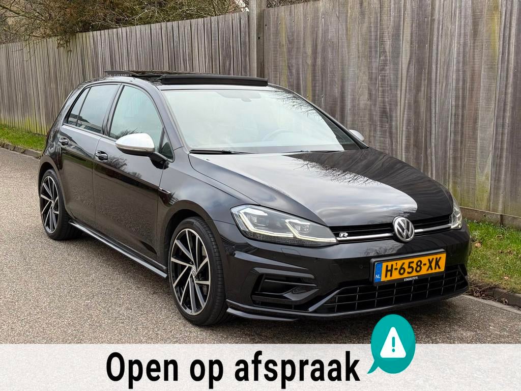 Volkswagen Golf 1.5 TSI DSG Pano|Dynaudio|R Pakket|Full Opti, Auto's, Volkswagen, 4 cilinders, 150 pk, Zwart, Leder