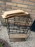 Metalen wandrek met houten planken (2 groot, 1 klein), Ophalen, Gebruikt