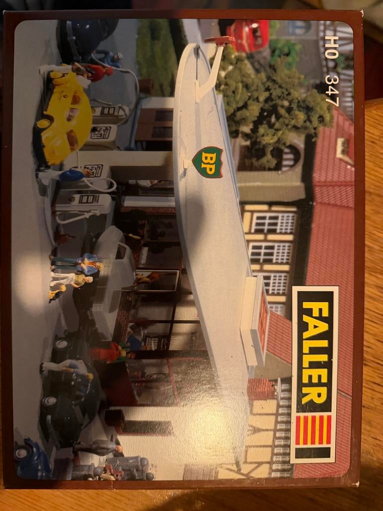 Faller H0 347 BP Benzine Station Bouwpakket voor Racebaan, Overige merken, 1:50 of kleiner, Overige typen, Nieuw