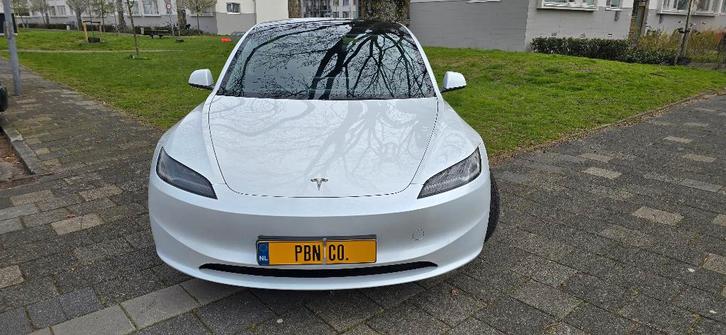 Tesla 3 highlander 2024, Auto's, Tesla, Bedrijf, Model 3, Elektrisch, Wit, Zwart, BTW verrekenbaar, Ophalen