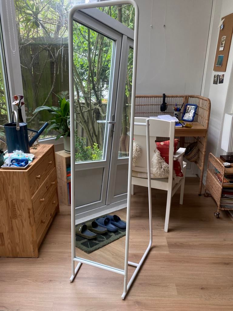 IKEA knapper standing mirror, Huis en Inrichting, Ophalen, Gebruikt, 50 tot 75 cm, 150 tot 200 cm