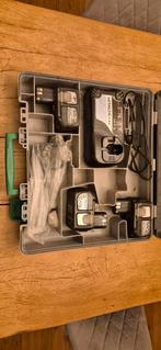 Hitachi acculader met twee accu's, Ophalen of Verzenden, Boor- en Schroefmachine