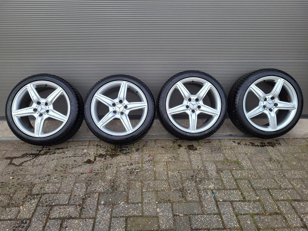 Winterwielen Mercedes CLS AMG 245/40R18, Auto-onderdelen, Banden en Velgen, Ophalen, 18 inch, Banden en Velgen, Winterbanden