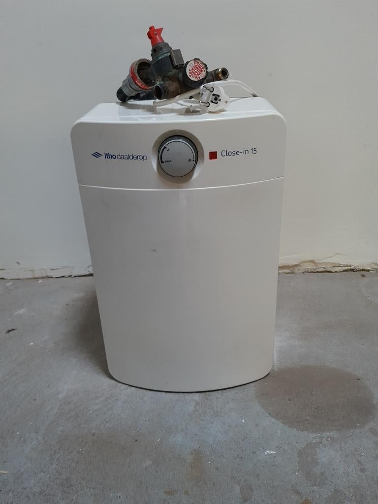 Close-in boiler, Ophalen, Boiler, Minder dan 20 liter, Minder dan 3 jaar oud