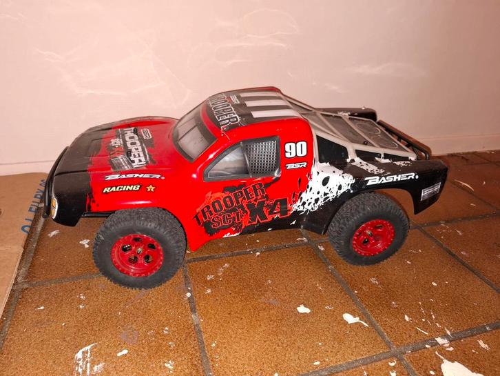Turnigy Trooper Pro 4x4 SCT - Brushless, Hobby en Vrije tijd, Modelbouw | Radiografisch | Auto's, Gebruikt, Auto offroad, Elektro