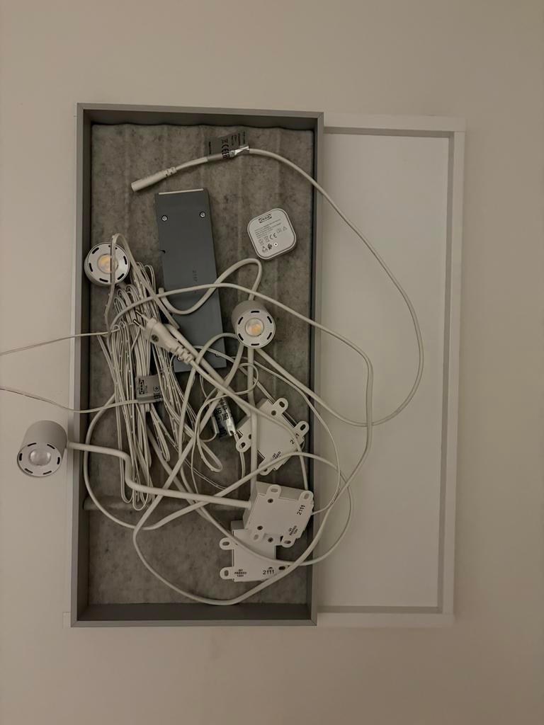 IKEA PAX Komplement accessoires: Verlichting en kabels, Ophalen, Zo goed als nieuw