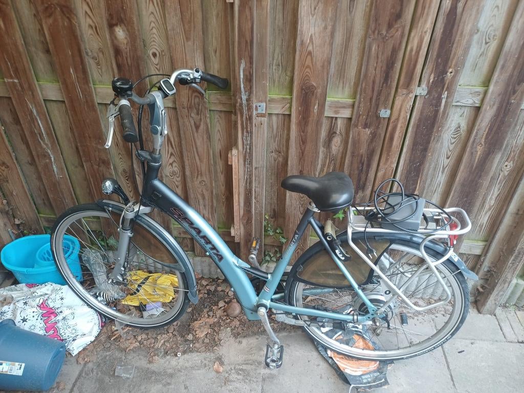 Elektrische dames fiets, Fietsen en Brommers, Fietsen | Dames | Damesfietsen, Ophalen, Gebruikt, Overige merken