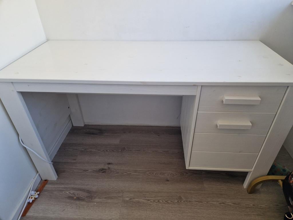 Woood Dennis bureau wit, Ophalen, Gebruikt