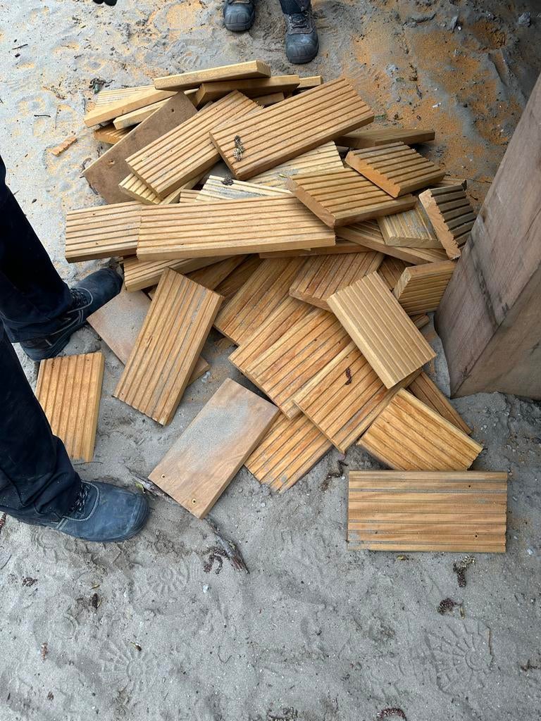 Bilinga hardhout reststukken - ca. 1 kuub (evt. meer), Ophalen, 25 tot 50 mm, Zo goed als nieuw, Plank