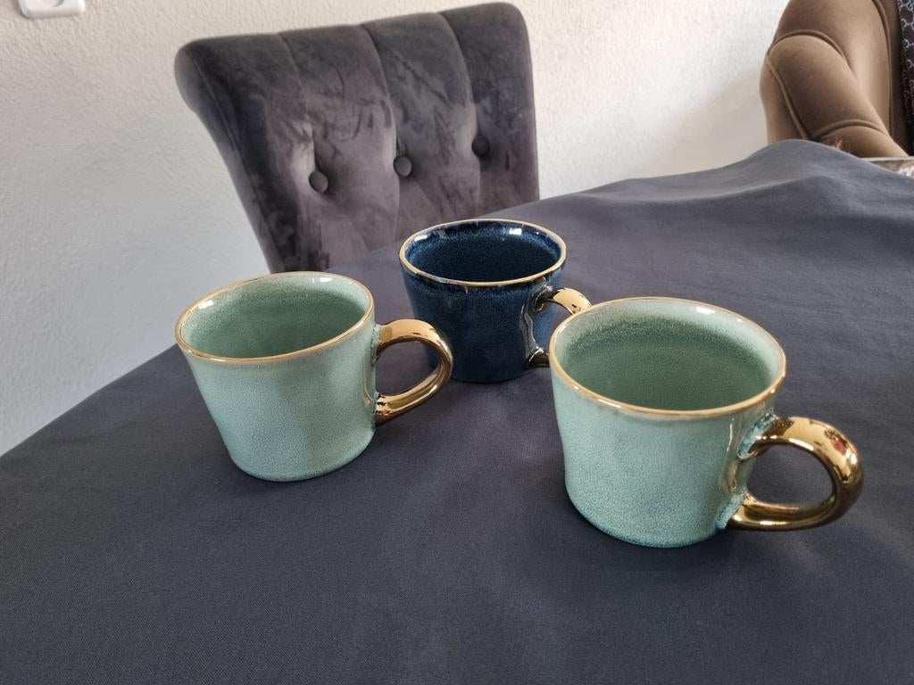 Drie kopjes mokken voor €3 bijna gratis, Ophalen, Zo goed als nieuw, Overige stijlen, Kop(pen) en/of Schotel(s)