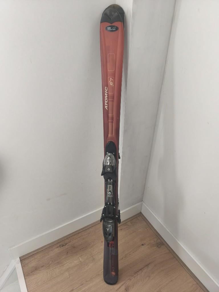 Atomic ski's (147 cm) met skischoenen maat 37, Ophalen, 140 tot 160 cm, Gebruikt, Atomic