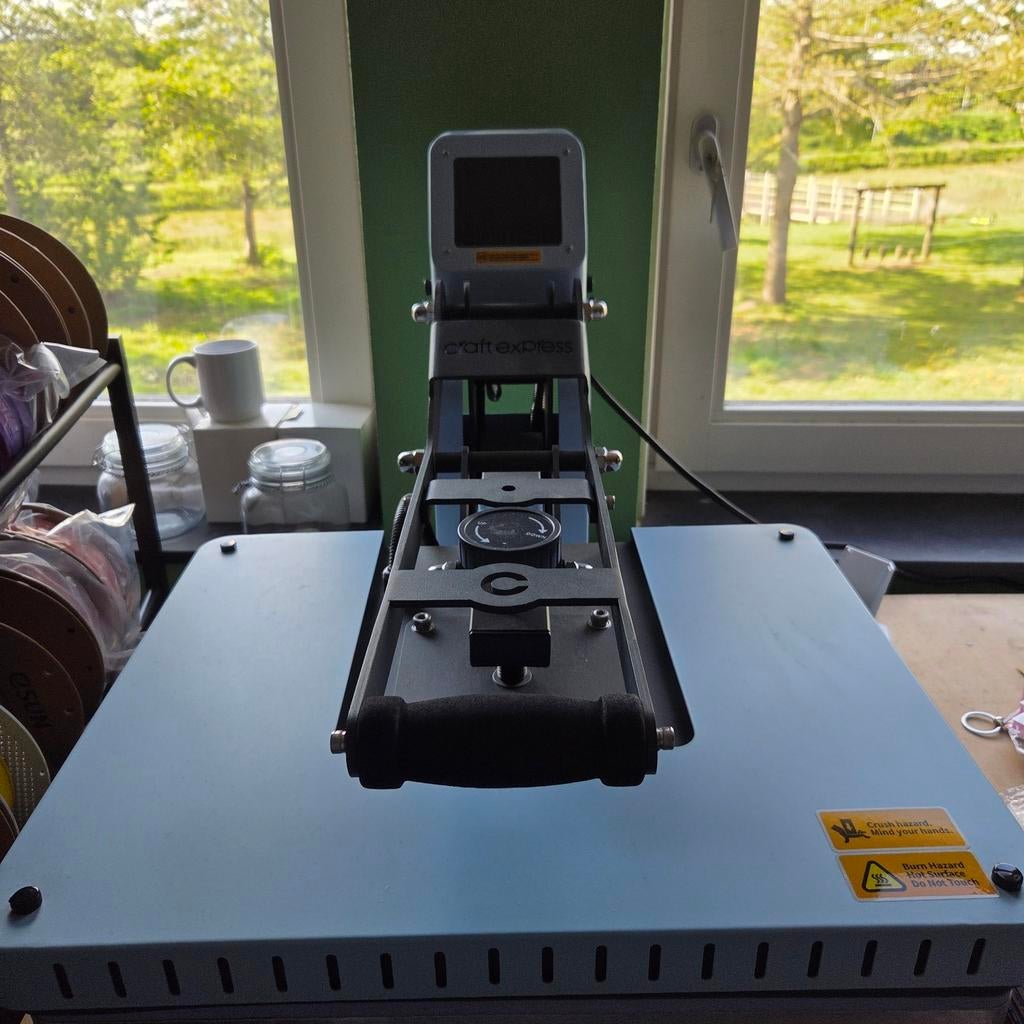 Hittepers kleding pers craft express, Ophalen, Gereedschap of Toebehoren