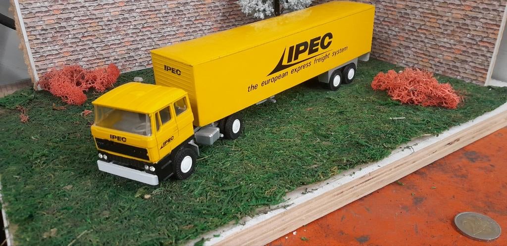 Lion toys daf, Ophalen of Verzenden, Zo goed als nieuw, Bus of Vrachtwagen, Lion Toys