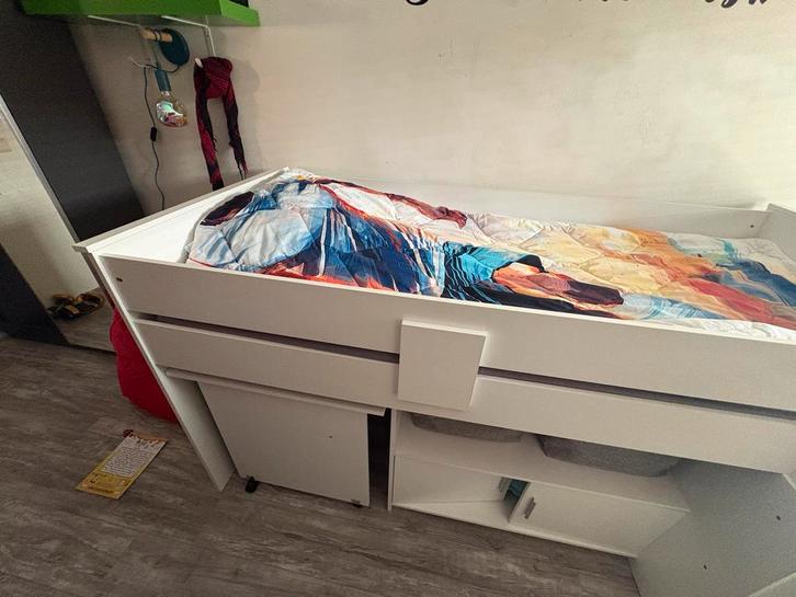 Witte Halfhoogslaper met Opbergruimte, Kinderen en Baby's, Kinderkamer | Stapelbedden en Hoogslapers, Gebruikt, Halfhoogslaper
