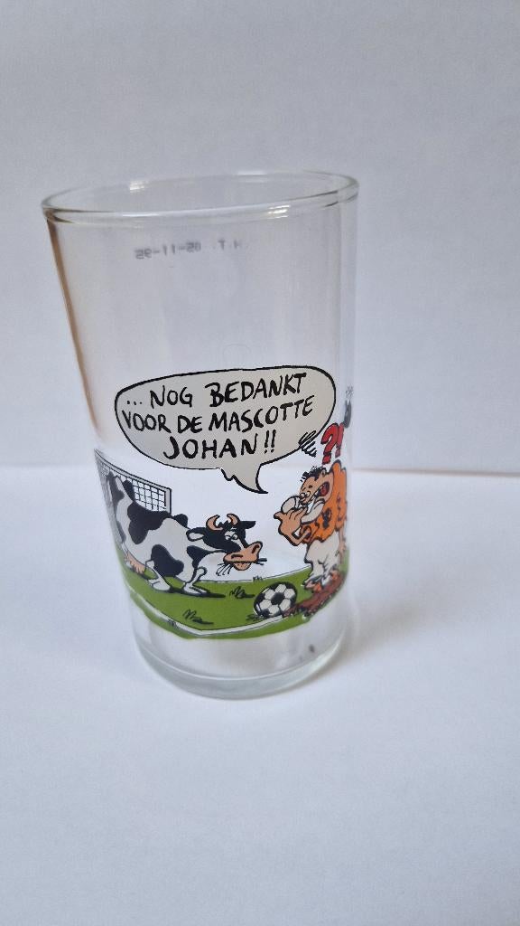Voetbalglas, Verzamelen, Ophalen of Verzenden, Zo goed als nieuw, Buitenlandse clubs, Overige typen
