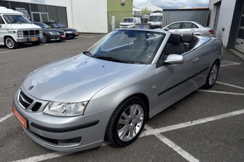 Saab 9-3 Cabrio 1.8t Vector Automaat (bj 2007), Auto's, Saab, Automaat, Gebruikt, Zwart, 4 stoelen