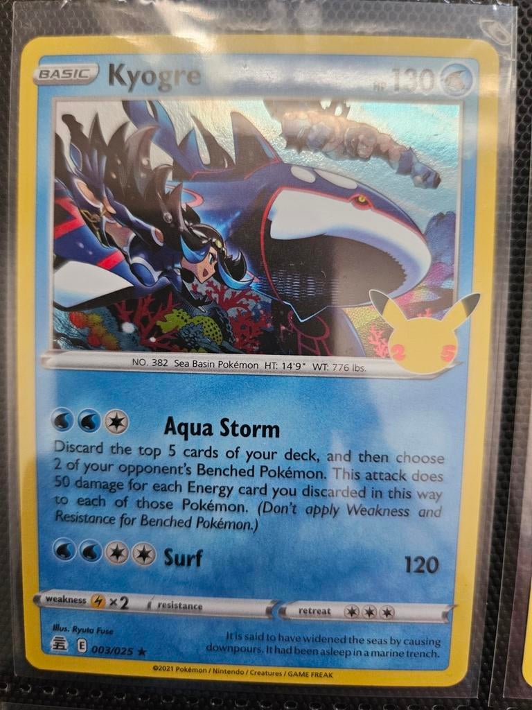 Pokemon Kyogre 003/025 Celebrations, Hobby en Vrije tijd, Verzamelkaartspellen | Pokémon, Ophalen of Verzenden, Zo goed als nieuw