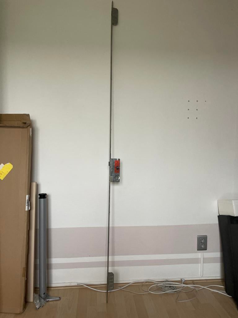 Meerpuntsluiting, Ophalen, Gebruikt, IJzer, Slot