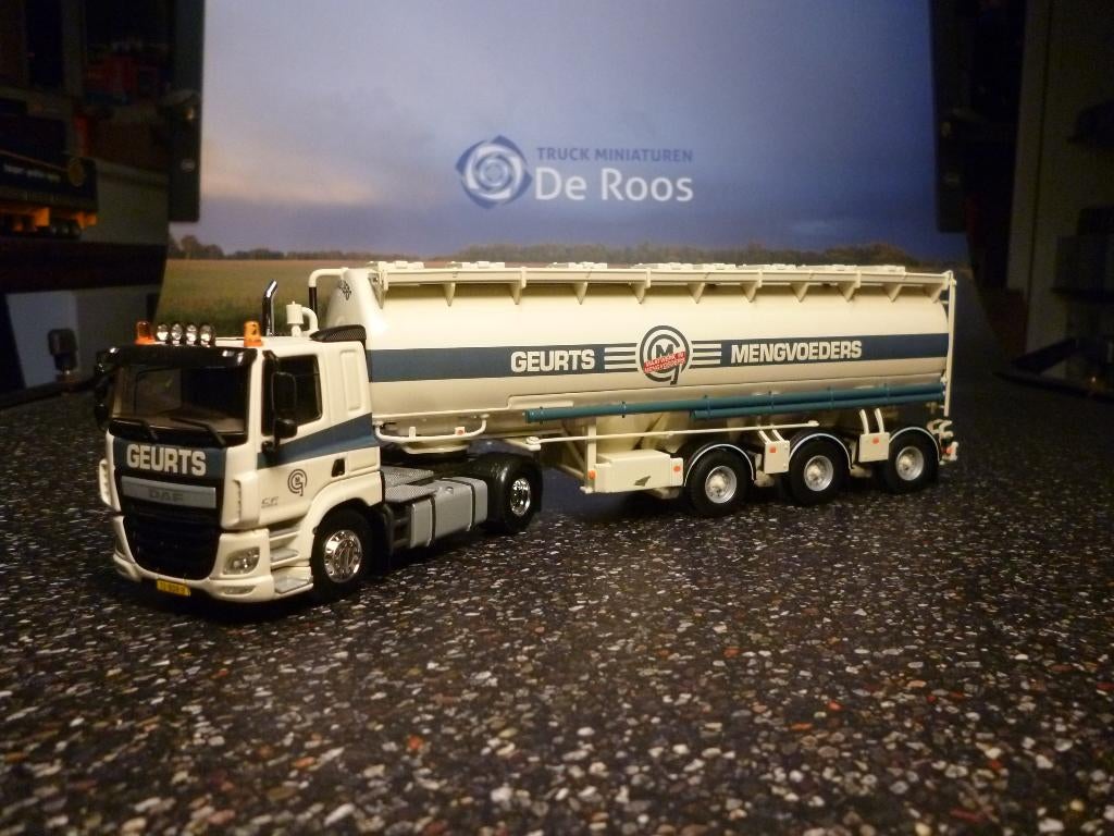 WSI DAF Cf Geurts Mengvoeders, Hobby en Vrije tijd, Modelauto's | 1:50, Ophalen of Verzenden, Zo goed als nieuw, Bus of Vrachtwagen