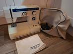 2 naaimachines en allerlei toebehoren, Hobby en Vrije tijd, Naaimachines en Toebehoren, Ophalen, Lockmachine, Overige merken