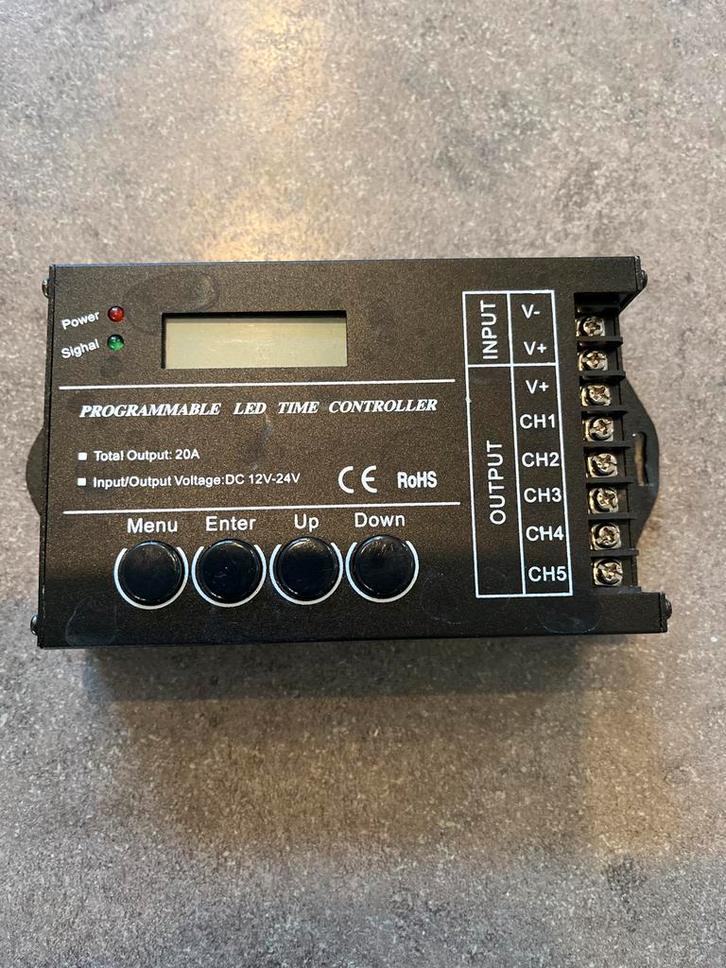 TC240 LED Controller - Programmeerbare Tijd Controller, Doe-het-zelf en Verbouw, Elektra en Kabels, Gebruikt, Overige typen, Ophalen of Verzenden