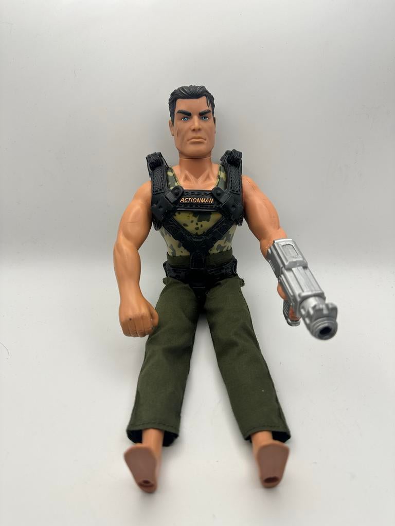 Action Man actiefiguur met camouflage outfit en wapen, Ophalen of Verzenden, Gebruikt