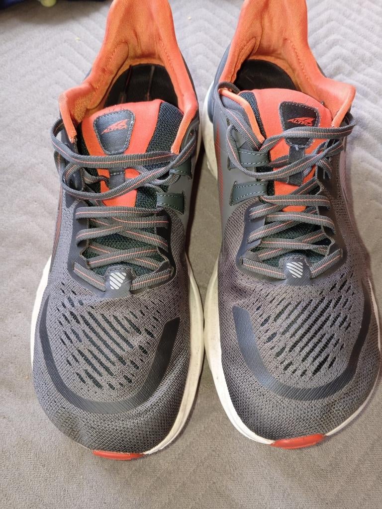 Altra Sportschoenen maat 45, Ophalen of Verzenden, Zo goed als nieuw, Hardloopschoenen, Overige merken